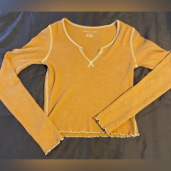 American Eagle xs ruffled long sleeve - Picture 2 of 8